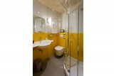 Hotel Artyster - cosy bathroom