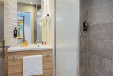 nico-gomez-htl-ibis-clermont-ferrand-bd-52-2528