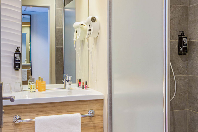 nico-gomez-htl-ibis-clermont-ferrand-bd-53-2549